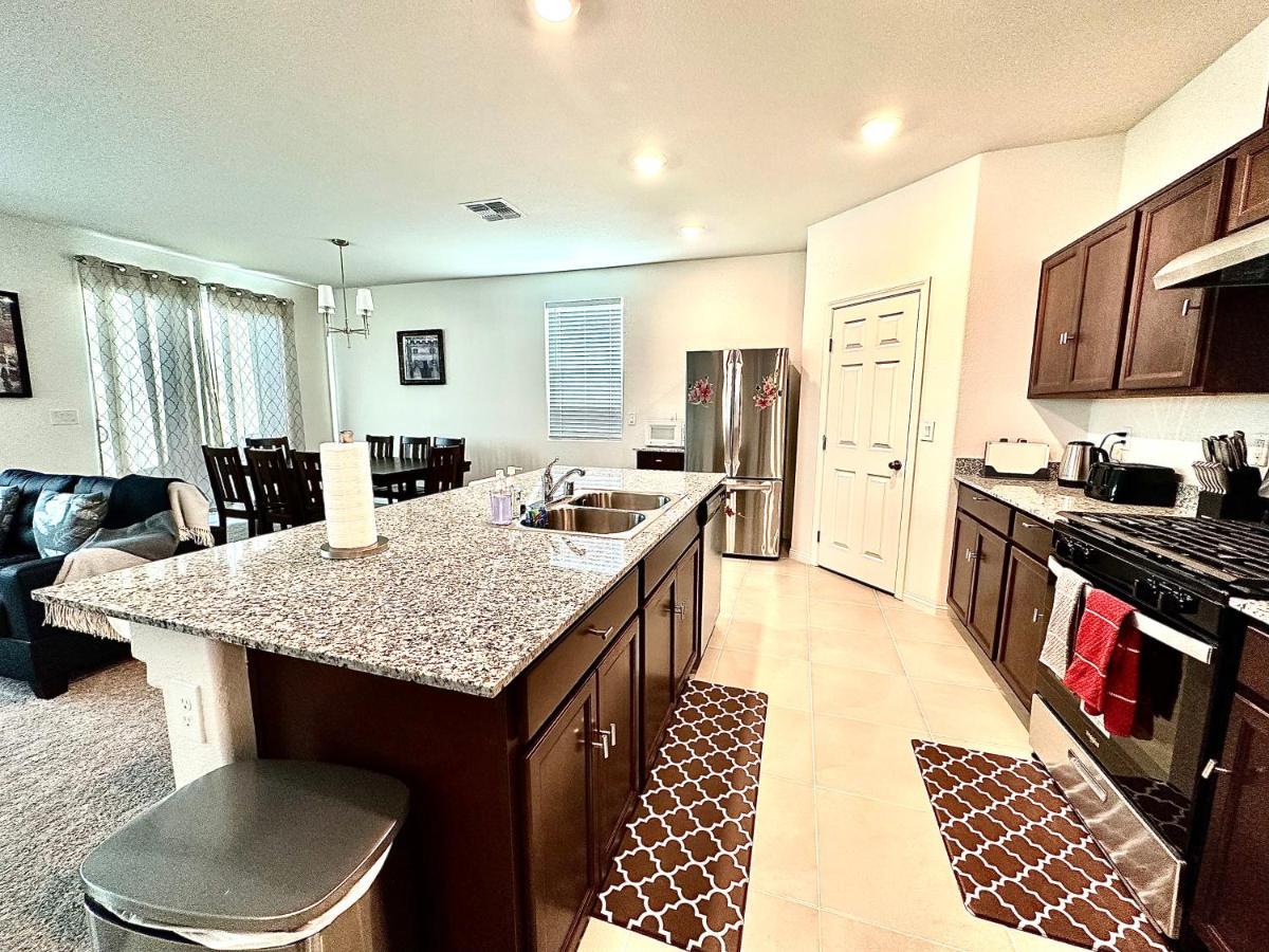 Spacious House, 5 Bedrooms, Sleeps 12, Near Las Vegas Strip And Airport Екстер'єр фото